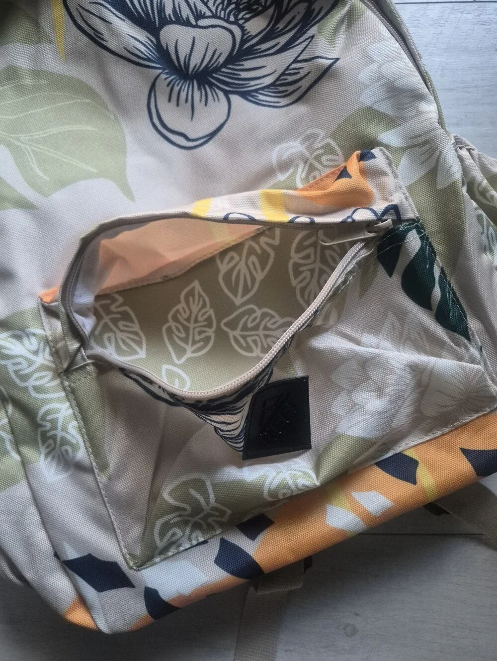 REEF NEW Coastal Backpack